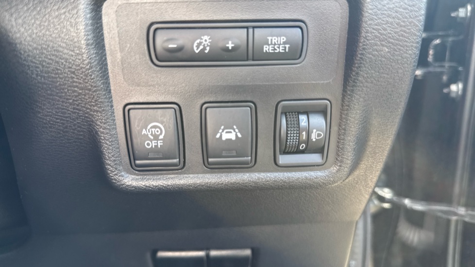 Nissan Micra 1.0 IG-T 92 Acenta 5dr CVT Petrol Hatchback - Image 23