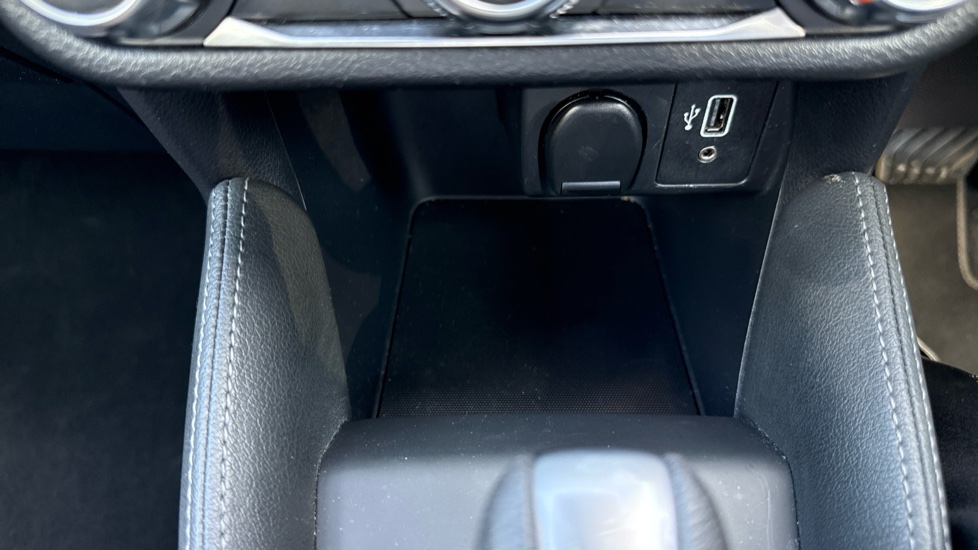 Nissan Micra 1.0 IG-T 92 Acenta 5dr CVT Petrol Hatchback - Image 15