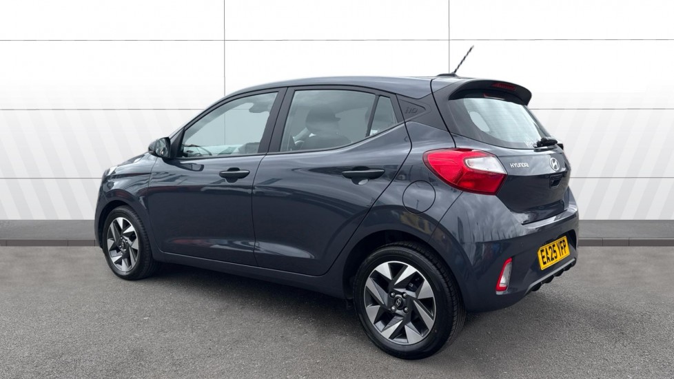 Hyundai i10 1.0 [63] Advance 5dr Auto [Nav] Petrol Hatchback - Image 2