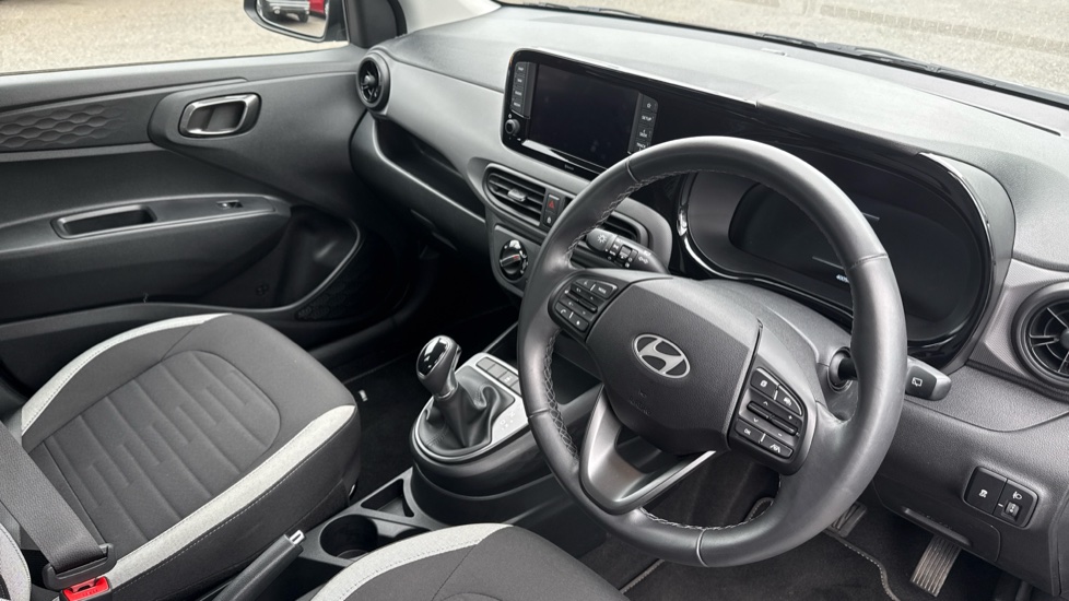 Hyundai i10 1.0 [63] Advance 5dr Auto [Nav] Petrol Hatchback - Image 15