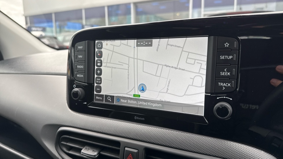 Hyundai i10 1.0 [63] Advance 5dr Auto [Nav] Petrol Hatchback - Image 8