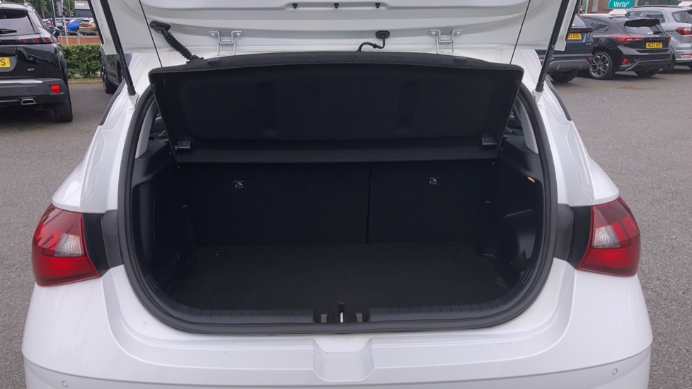 Hyundai i20 1.0T GDi 48V MHD SE Connect 5dr DCT Petrol Hatchback - Image 4