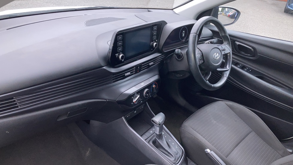 Hyundai i20 1.0T GDi 48V MHD SE Connect 5dr DCT Petrol Hatchback - Image 11