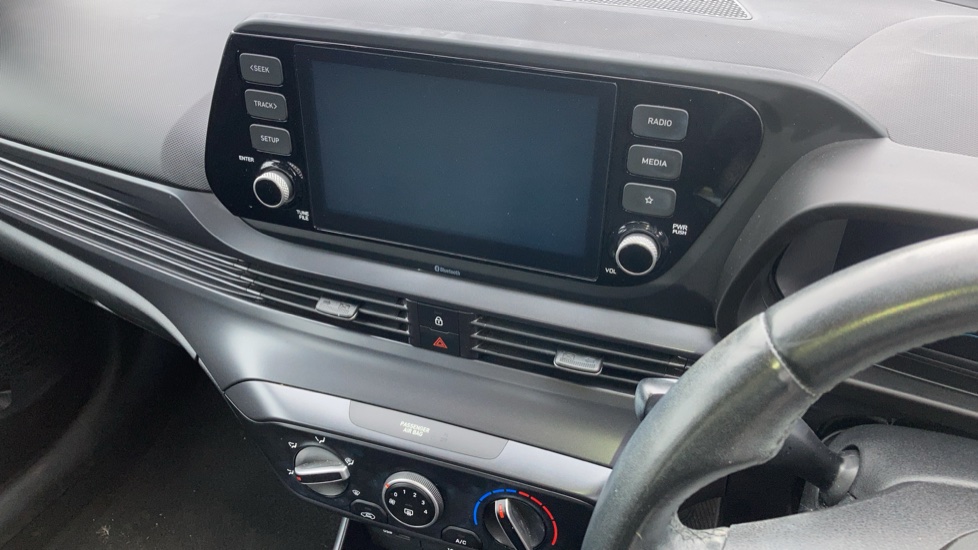 Hyundai i20 1.0T GDi 48V MHD SE Connect 5dr DCT Petrol Hatchback - Image 16