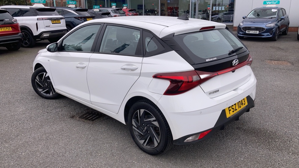 Hyundai i20 1.0T GDi 48V MHD SE Connect 5dr DCT Petrol Hatchback - Image 37