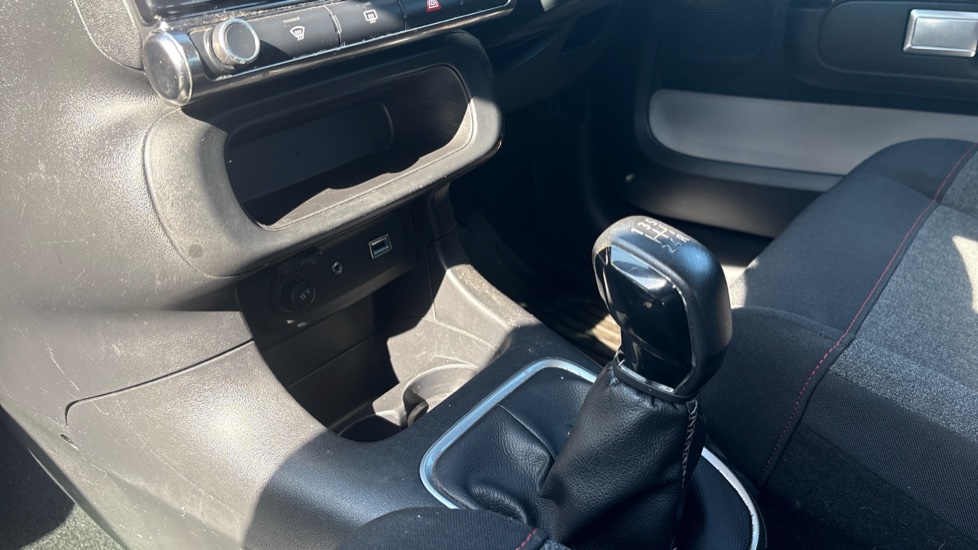 Citroen C3 1.2 PureTech 82 Feel Nav Edition 5dr Petrol Hatchback - Image 10