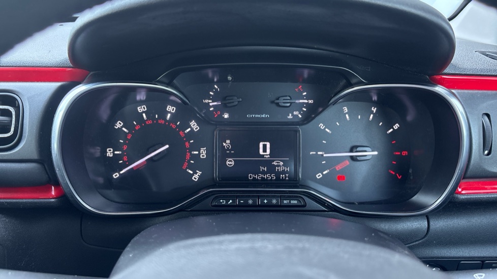 Citroen C3 1.2 PureTech 82 Feel Nav Edition 5dr Petrol Hatchback - Image 19