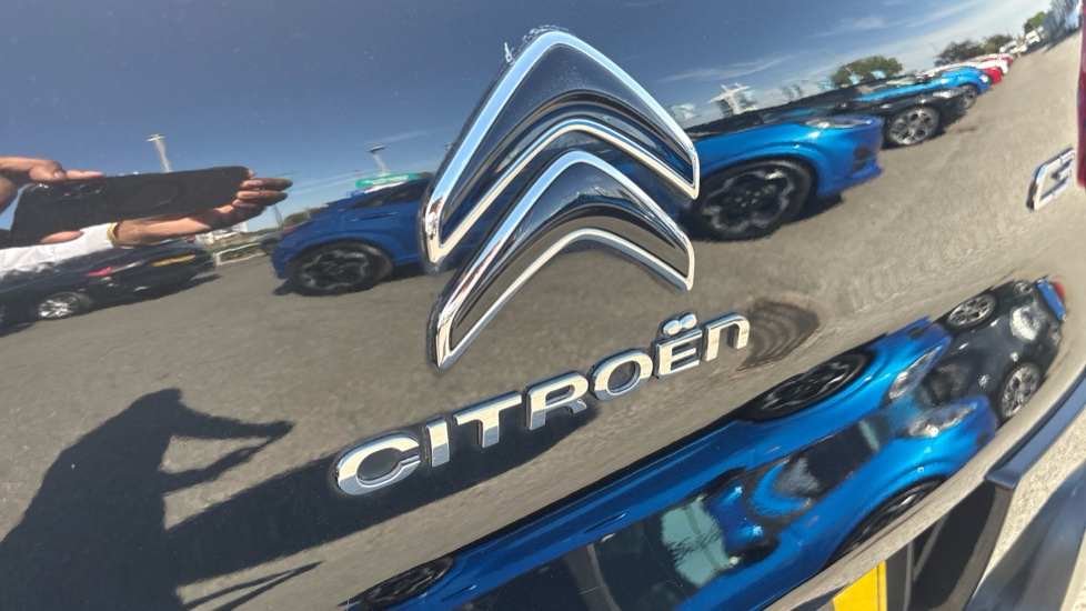 Citroen C3 1.2 PureTech 82 Feel Nav Edition 5dr Petrol Hatchback - Image 34