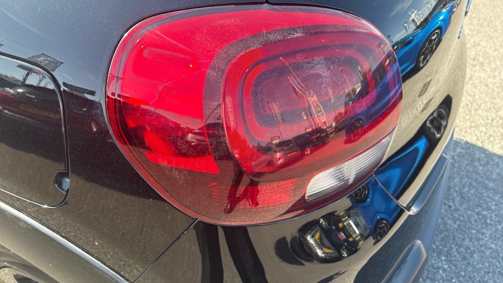 Citroen C3 1.2 PureTech 82 Feel Nav Edition 5dr Petrol Hatchback - Image 36