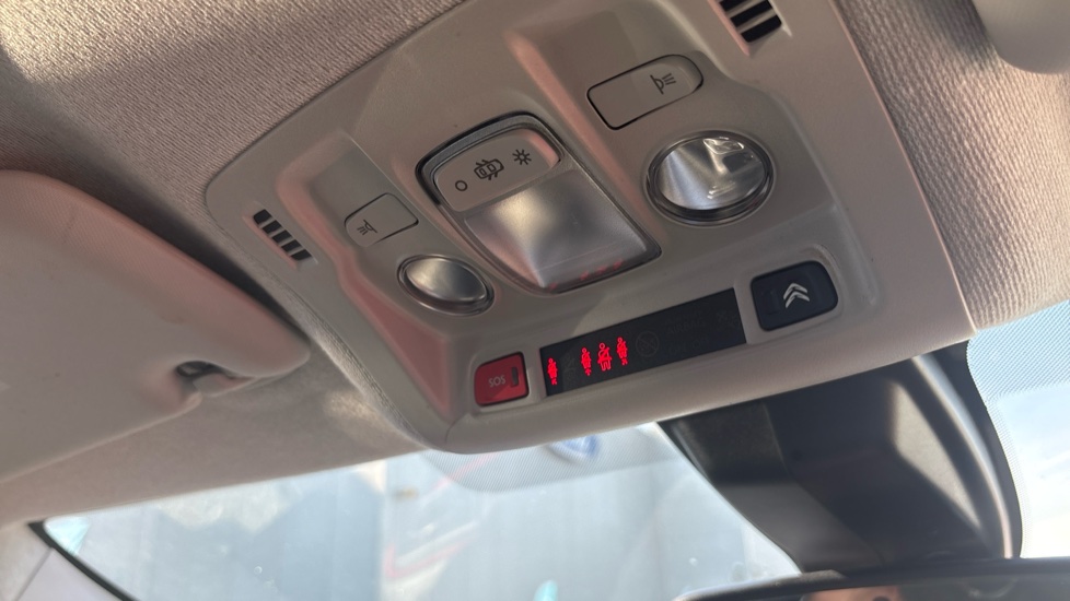 Citroen C3 1.2 PureTech 82 Feel Nav Edition 5dr Petrol Hatchback - Image 9