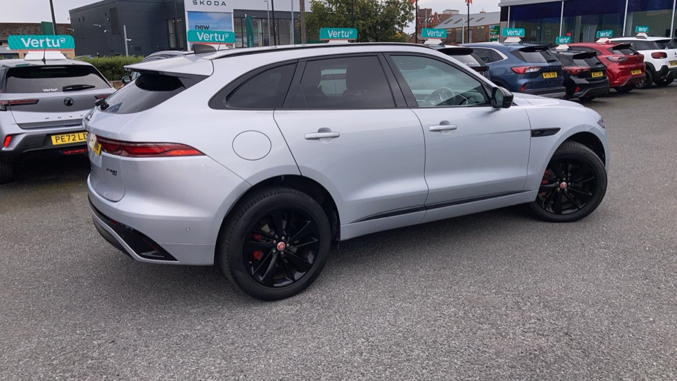 Jaguar F-Pace 2.0 P400e R-Dynamic SE 5dr Auto AWD Estate - Image 42