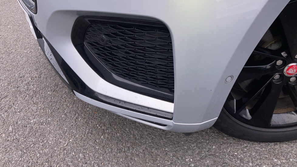 Jaguar F-Pace 2.0 P400e R-Dynamic SE 5dr Auto AWD Estate - Image 44