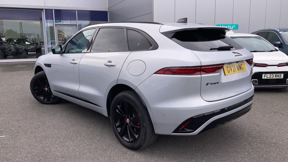 Jaguar F-Pace 2.0 P400e R-Dynamic SE 5dr Auto AWD Estate - Image 45