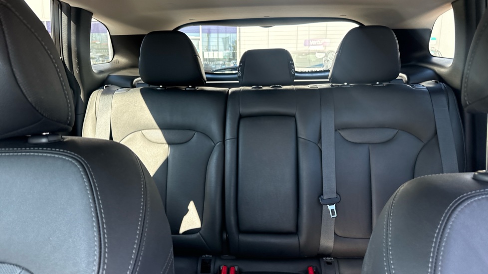 Renault Kadjar 1.5 Blue dCi GT Line 5dr Diesel Hatchback - Image 17