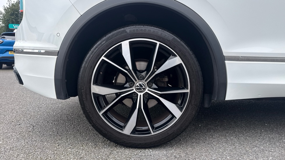 Volkswagen Tiguan 1.5 TSI 150 R-Line 5dr DSG Petrol Estate - Image 12