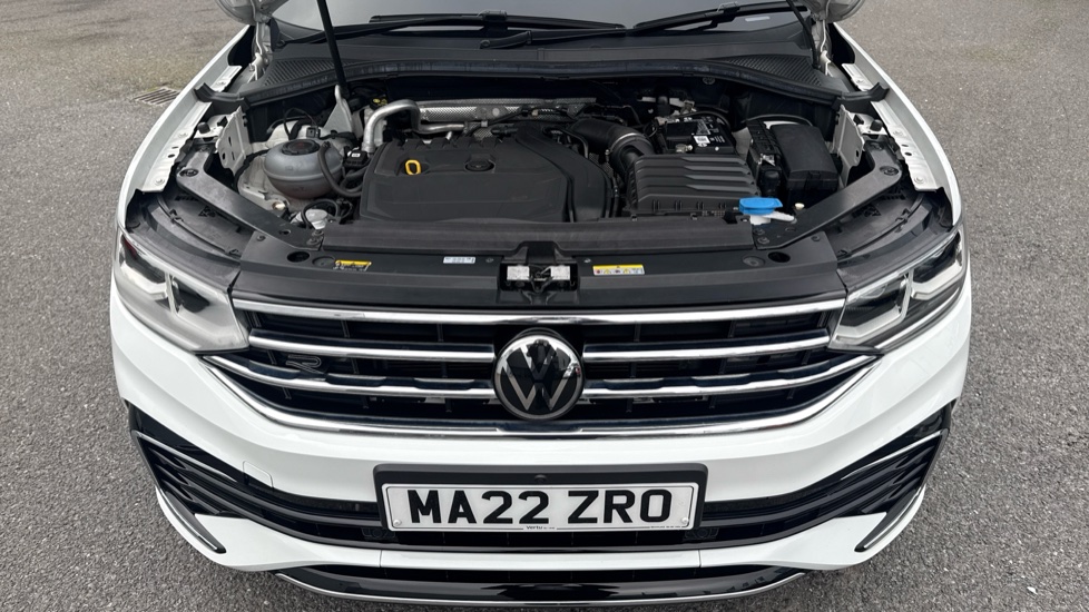 Volkswagen Tiguan 1.5 TSI 150 R-Line 5dr DSG Petrol Estate - Image 13