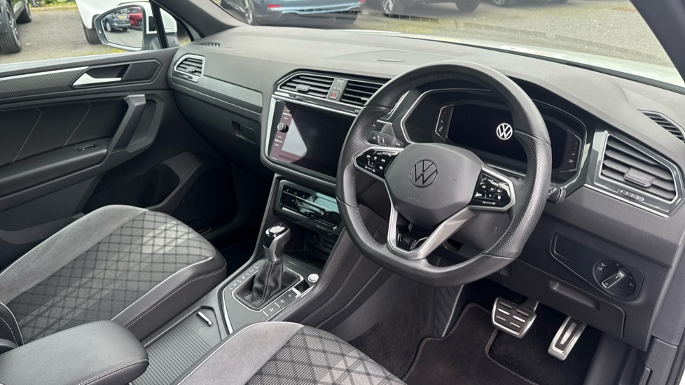 Volkswagen Tiguan 1.5 TSI 150 R-Line 5dr DSG Petrol Estate - Image 16