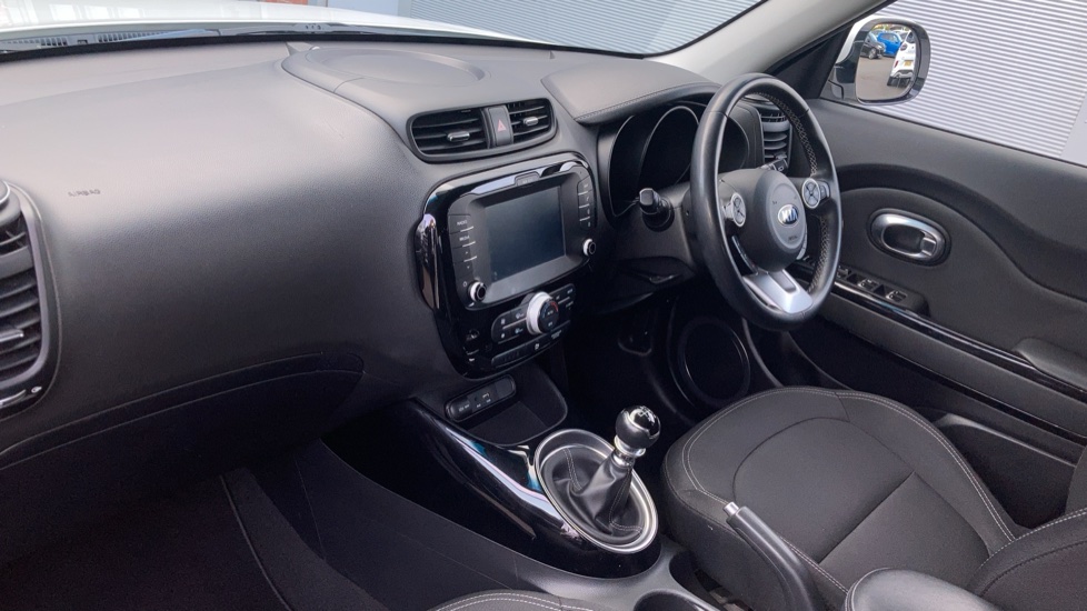 Kia Soul 1.6 CRDi 2 5dr Diesel Hatchback - Image 9