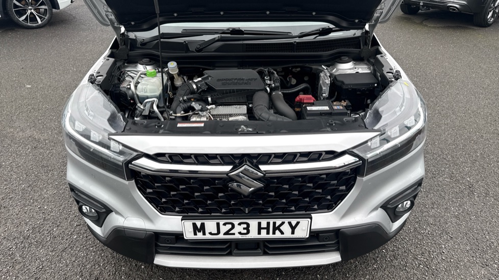 Suzuki S-Cross 1.4 Boosterjet 48V Hybrid Motion 5dr Petrol Hatchback - Image 9