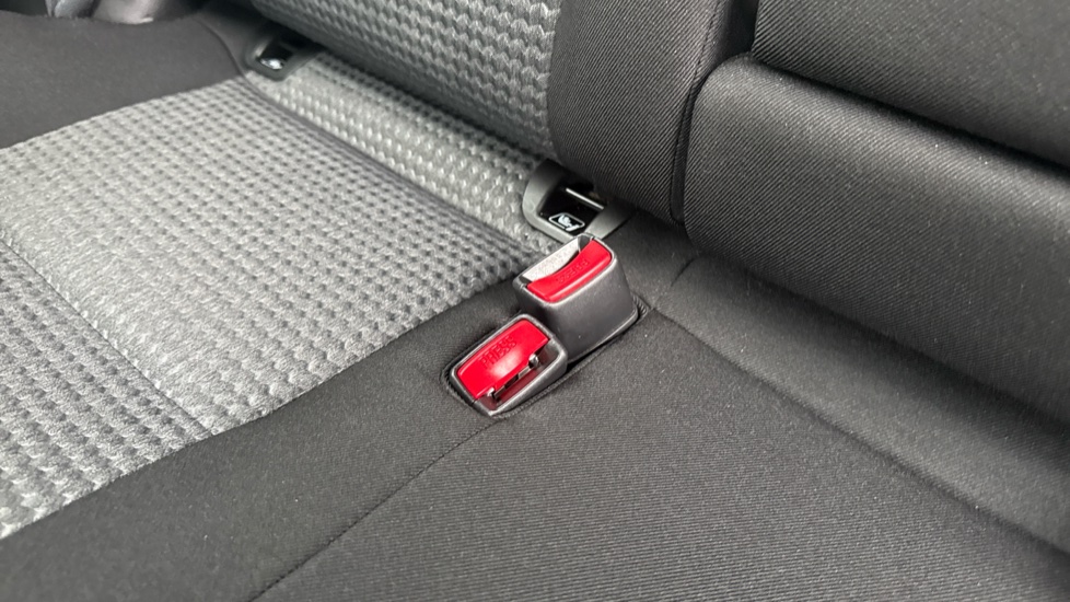 Suzuki S-Cross 1.4 Boosterjet 48V Hybrid Motion 5dr Petrol Hatchback - Image 18