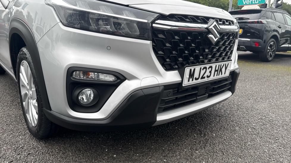 Suzuki S-Cross 1.4 Boosterjet 48V Hybrid Motion 5dr Petrol Hatchback - Image 23