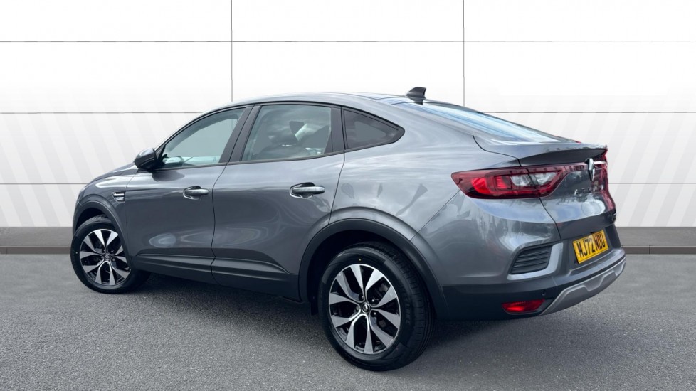 Renault Arkana 1.6 E-TECH Hybrid 145 Iconic 5dr Auto Hybrid Estate - Image 2
