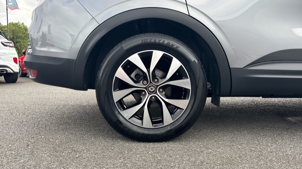 Renault Arkana 1.6 E-TECH Hybrid 145 Iconic 5dr Auto Hybrid Estate - Image 25