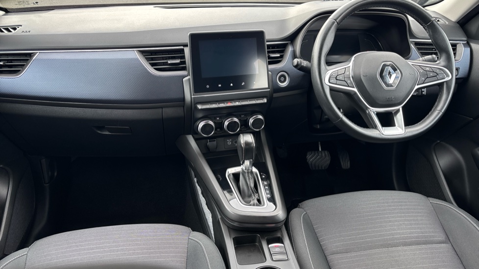 Renault Arkana 1.6 E-TECH Hybrid 145 Iconic 5dr Auto Hybrid Estate - Image 6