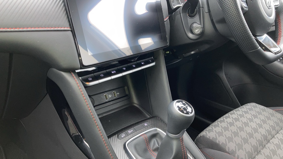 MG ZS 1.5 VTi-TECH Excite 5dr Petrol Hatchback - Image 16