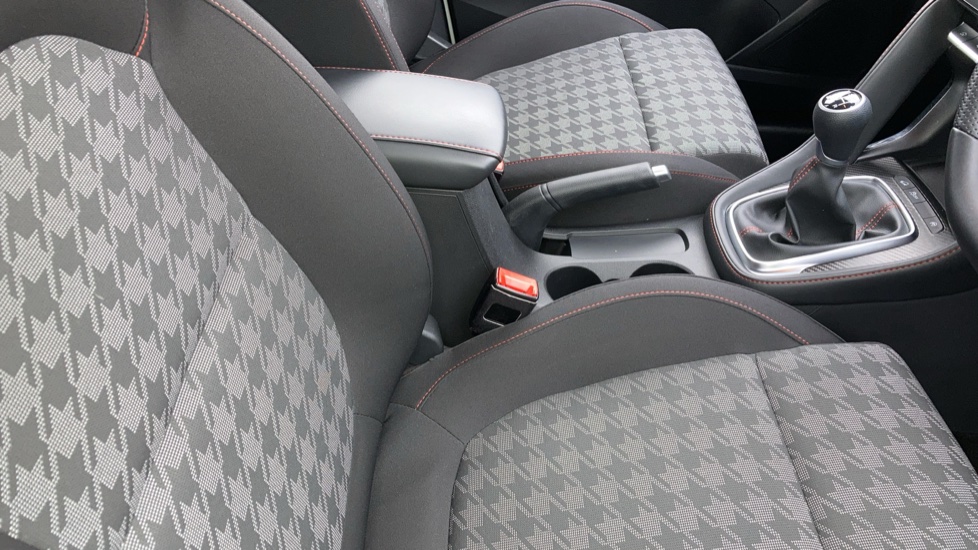 MG ZS 1.5 VTi-TECH Excite 5dr Petrol Hatchback - Image 32