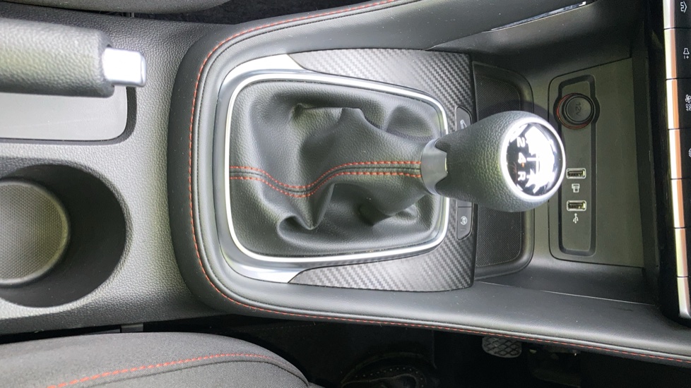 MG ZS 1.5 VTi-TECH Excite 5dr Petrol Hatchback - Image 37