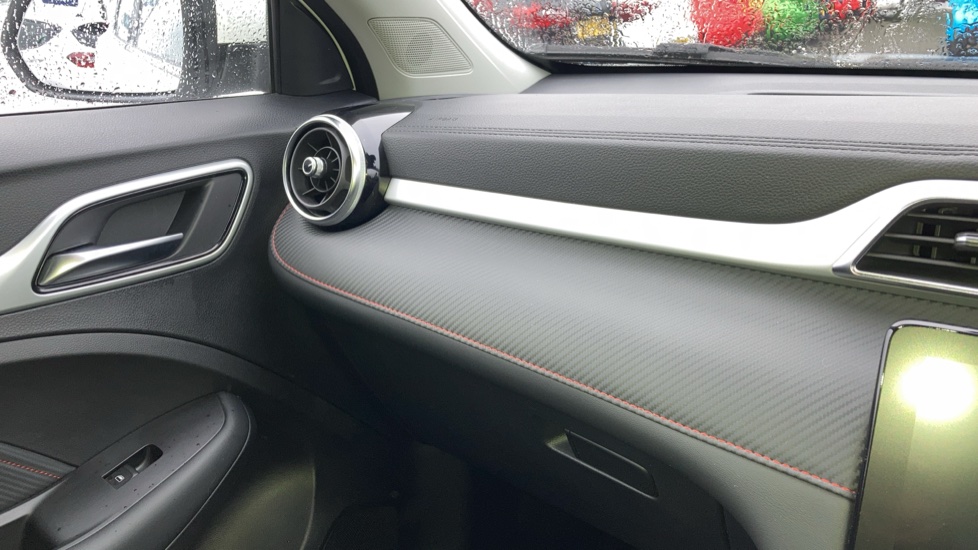 MG ZS 1.5 VTi-TECH Excite 5dr Petrol Hatchback - Image 38