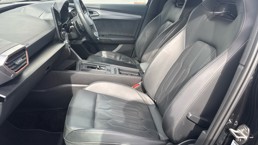 CUPRA Formentor 1.5 TSI 150 V2 5dr DSG Petrol Estate - Image 8
