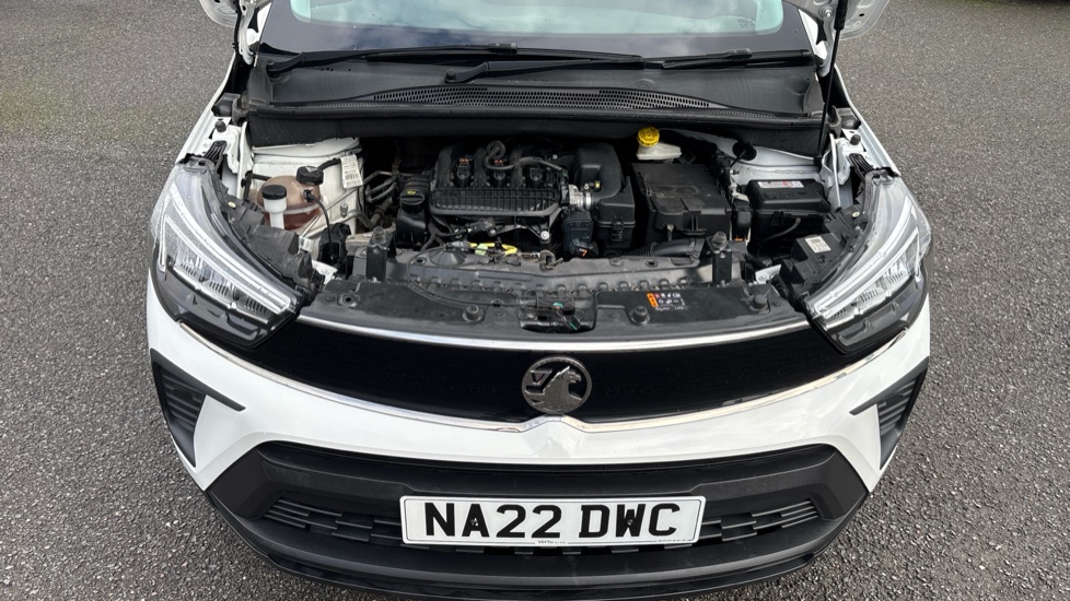 Vauxhall Crossland 1.2 Design 5dr Petrol Hatchback - Image 10