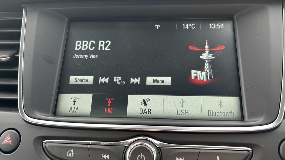 Vauxhall Crossland 1.2 Design 5dr Petrol Hatchback - Image 32