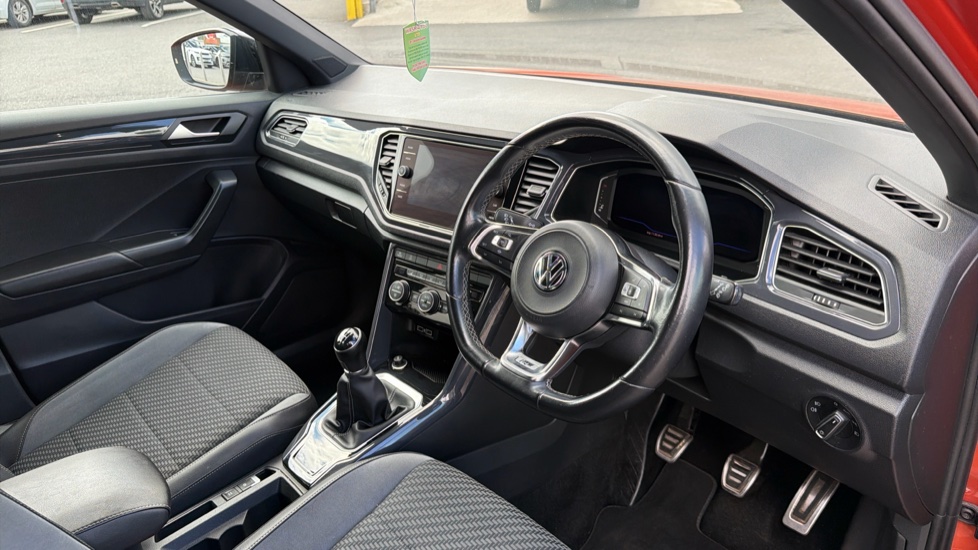 Volkswagen T-Roc 1.5 TSI EVO R-Line 5dr Petrol Hatchback - Image 21