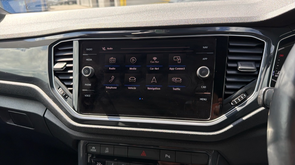 Volkswagen T-Roc 1.5 TSI EVO R-Line 5dr Petrol Hatchback - Image 17