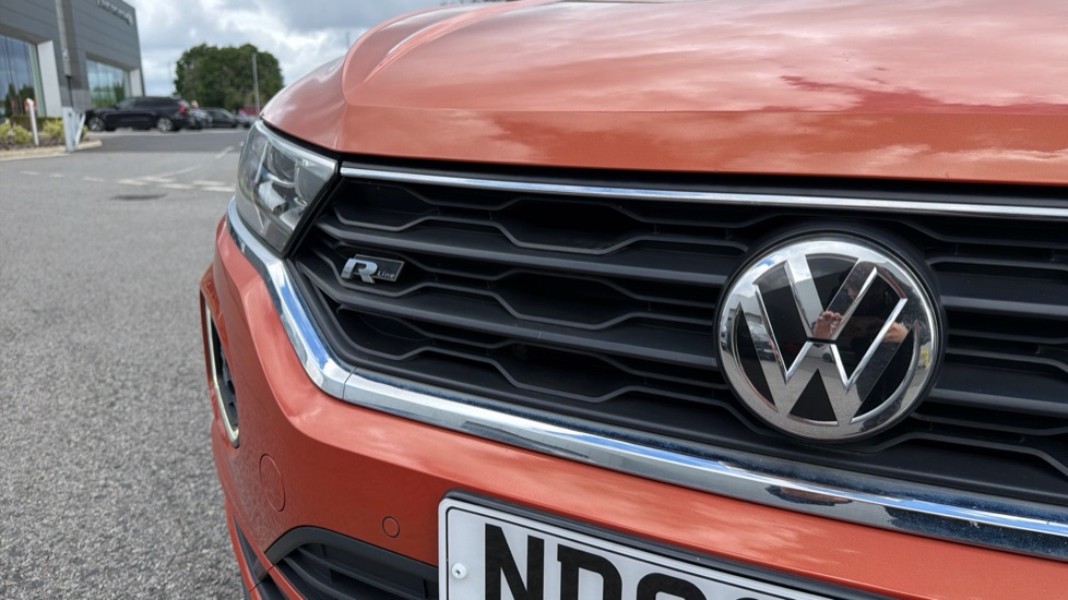 Volkswagen T-Roc 1.5 TSI EVO R-Line 5dr Petrol Hatchback - Image 32
