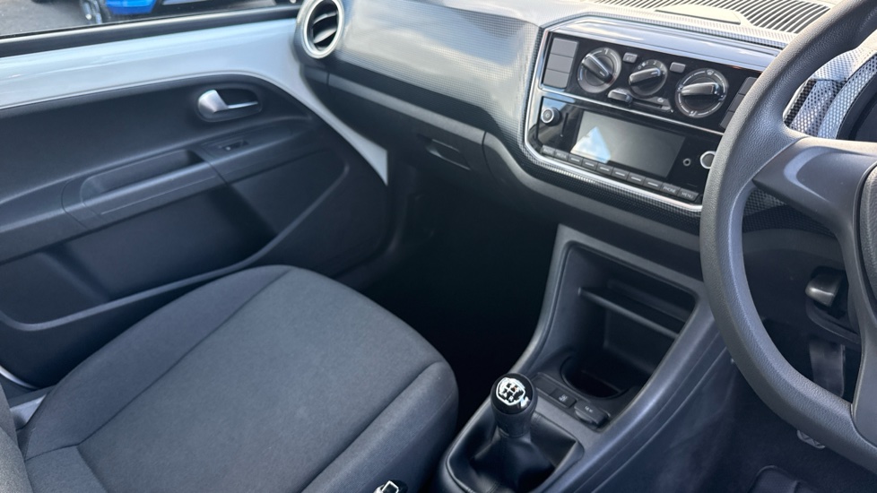 Volkswagen Up 1.0 Move Up 5dr Petrol Hatchback - Image 15