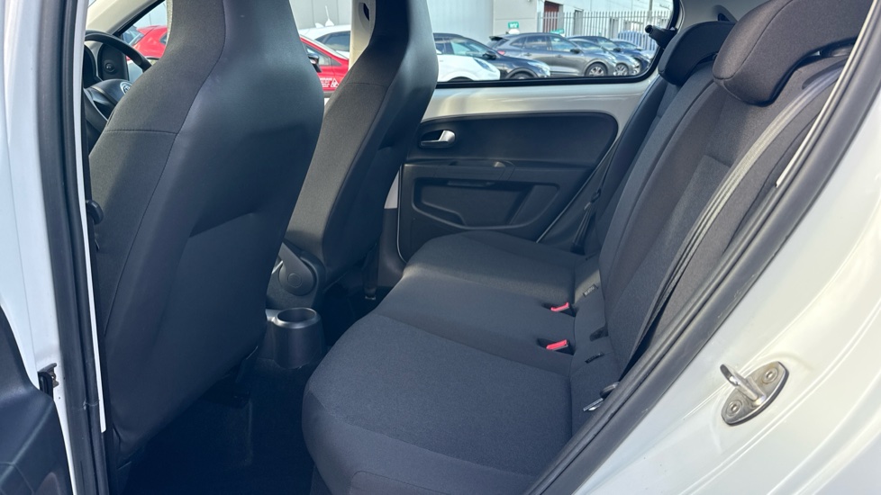 Volkswagen Up 1.0 Move Up 5dr Petrol Hatchback - Image 17