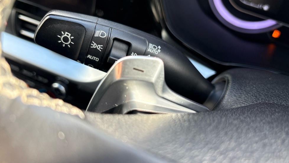 Kia Niro 1.6 GDi Hybrid Connect 5dr DCT Hybrid Estate - Image 50