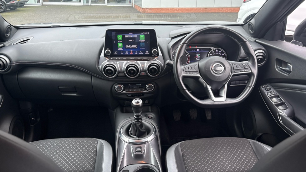 Nissan Juke 1.0 DiG-T 114 N-Connecta 5dr Petrol Hatchback - Image 11
