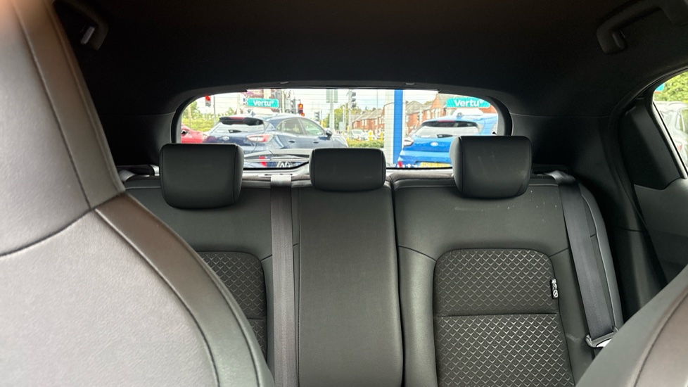 Nissan Juke 1.0 DiG-T 114 N-Connecta 5dr Petrol Hatchback - Image 18