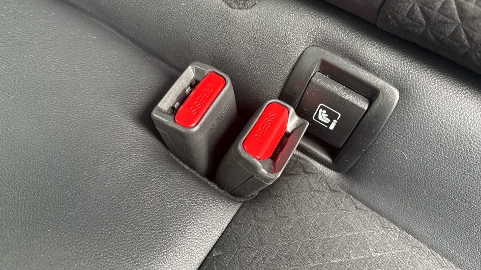 Nissan Juke 1.0 DiG-T 114 N-Connecta 5dr Petrol Hatchback - Image 20