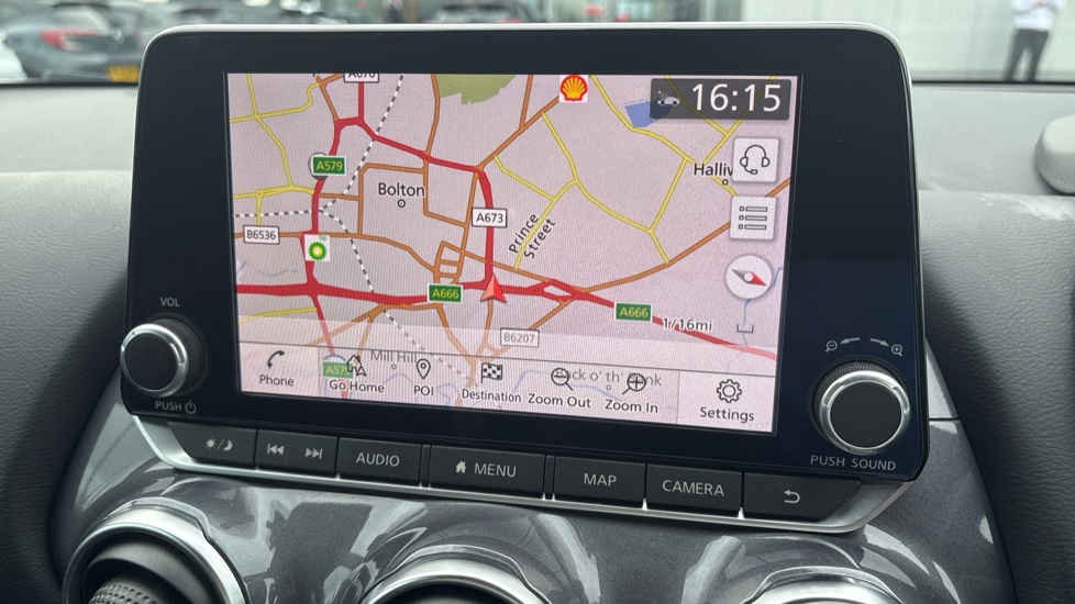 Nissan Juke 1.0 DiG-T 114 N-Connecta 5dr Petrol Hatchback - Image 14