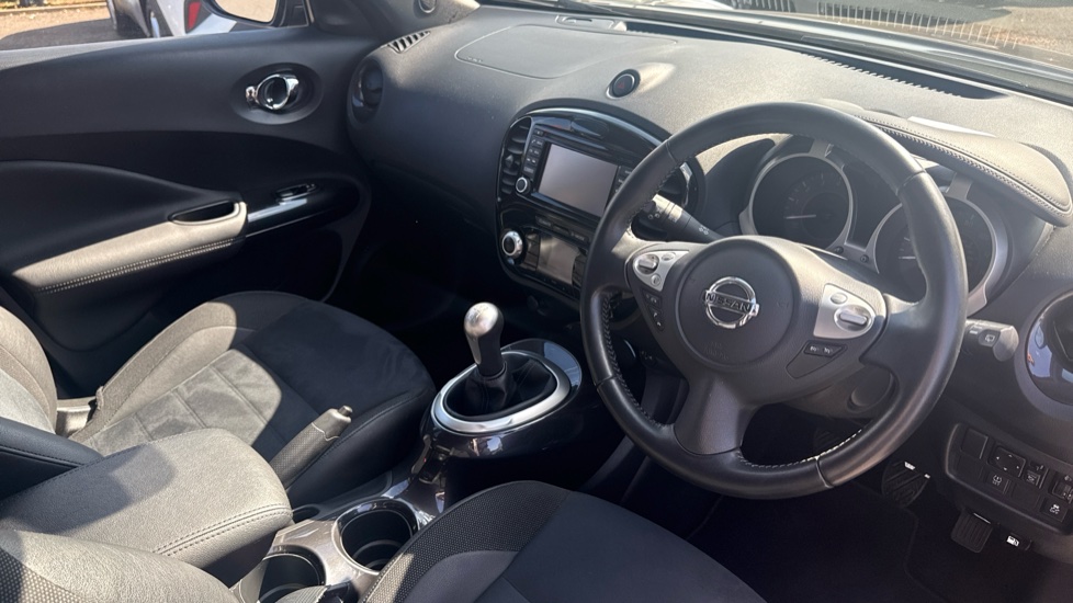 Nissan Juke 1.6 [112] Bose Personal Edition 5dr Petrol Hatchback - Image 12