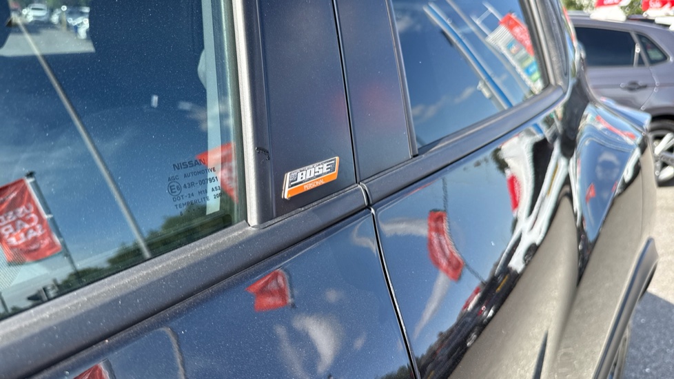 Nissan Juke 1.6 [112] Bose Personal Edition 5dr Petrol Hatchback - Image 29