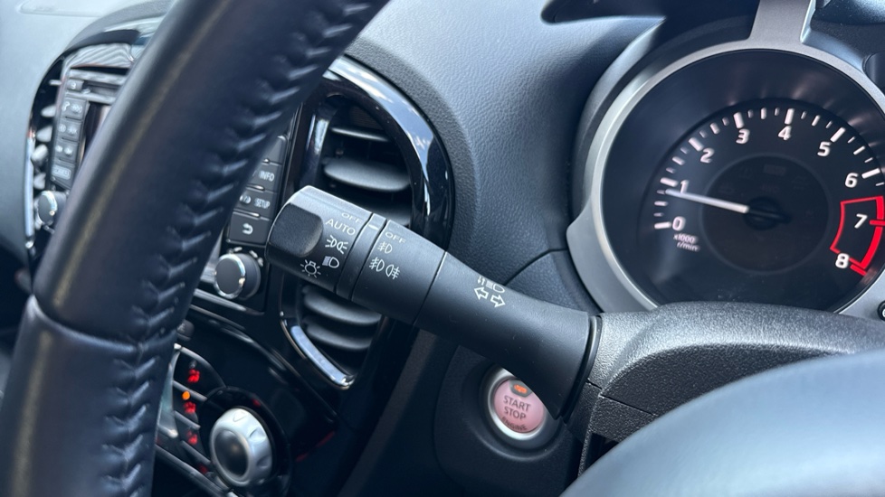 Nissan Juke 1.6 [112] Bose Personal Edition 5dr Petrol Hatchback - Image 41
