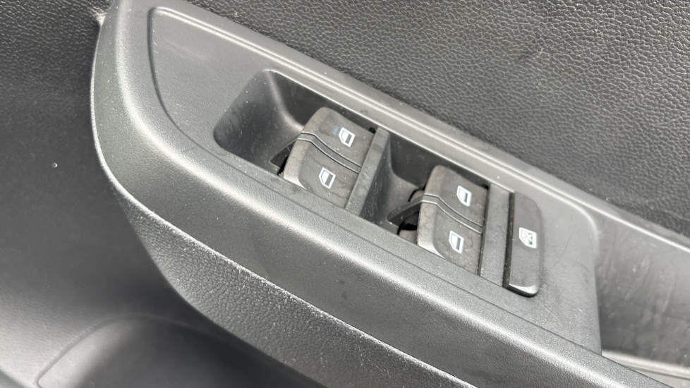 MG MG3 1.5 VTi-TECH Excite 5dr Petrol Hatchback - Image 26