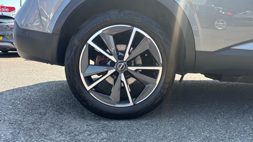Nissan Qashqai 1.5 E-Power Tekna 5dr Auto Hybrid Hatchback - Image 8